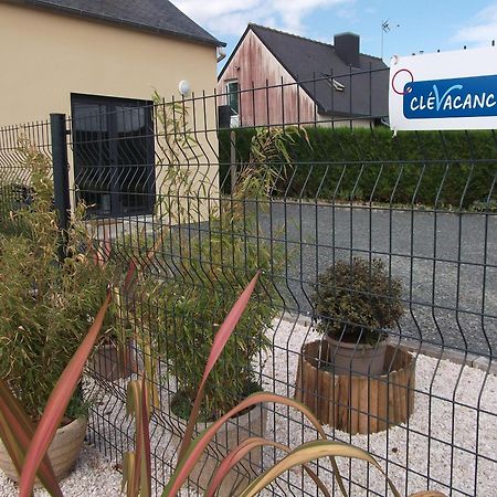 Le Logis Des Grenouilles- Gites ล็องบาล ภายนอก รูปภาพ