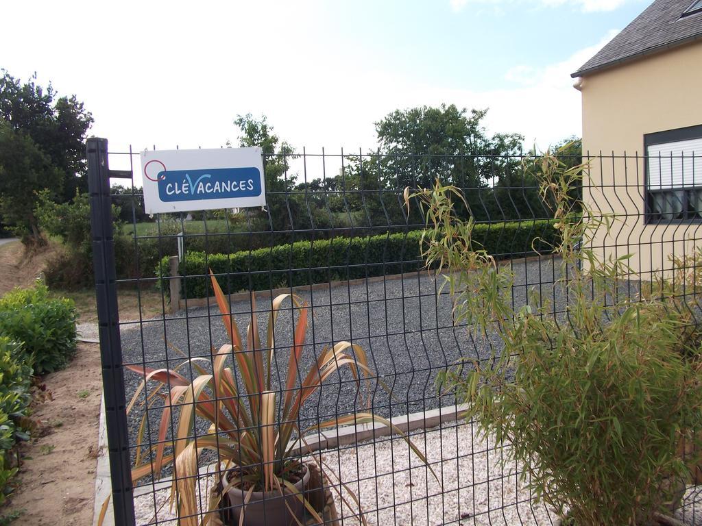 Le Logis Des Grenouilles- Gites ล็องบาล ภายนอก รูปภาพ
