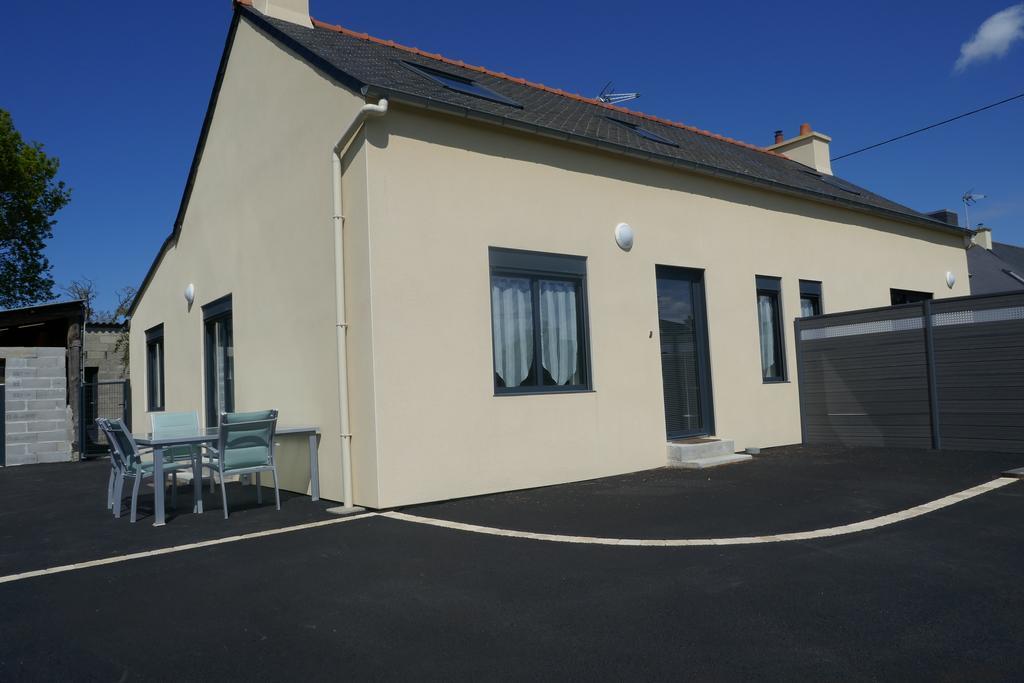 Le Logis Des Grenouilles- Gites ล็องบาล ภายนอก รูปภาพ